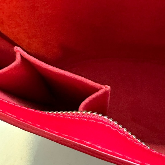 Louis Vuitton vintage authentic red Epi shoulder bag AR0054 - Picture 4 of 7